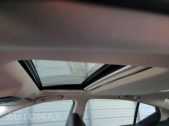 2019 Nissan Altima SR – miniatura 17