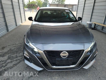 2019 Nissan Altima SR – miniatura 2