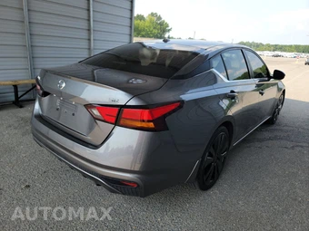 2019 Nissan Altima SR – miniatura 4