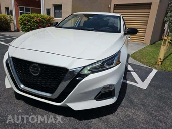 2019 Nissan Altima SR