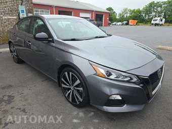 2019 Nissan Altima SR – miniatura 3