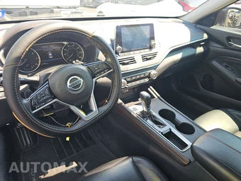2019 Nissan Altima SR - miniatura 11