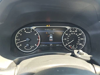 2019 Nissan Altima SR - miniatura 12