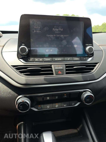 2019 Nissan Altima SR – miniatura 10