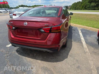 2019 Nissan Altima SR – miniatura 3