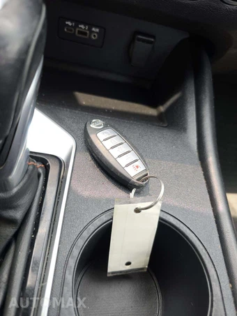 2019 Nissan Altima SR – miniatura 8