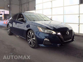 2019 Nissan Altima SR - miniatura 3