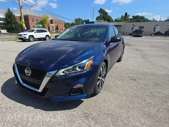 2019 Nissan Altima SR