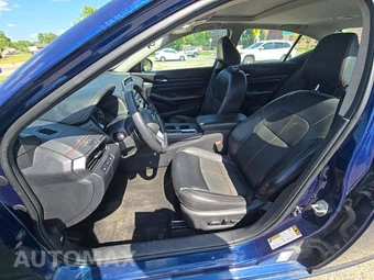 2019 Nissan Altima SR – miniatura 3