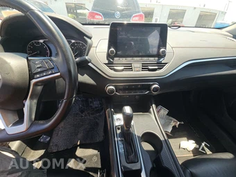 2019 Nissan Altima SR - miniatura 11