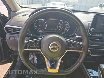 2019 Nissan Altima SR – miniatura 10