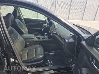 2019 Nissan Altima SR – miniatura 8