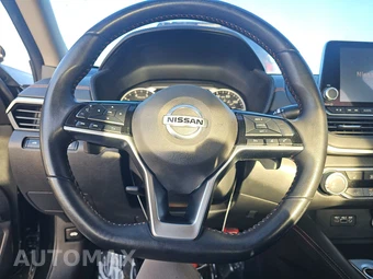 2019 Nissan Altima SR – miniatura 10