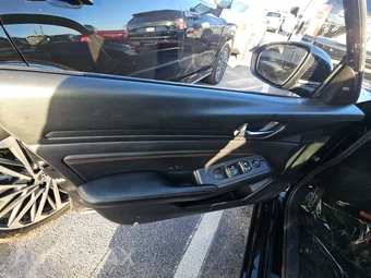 2019 Nissan Altima SR – miniatura 9