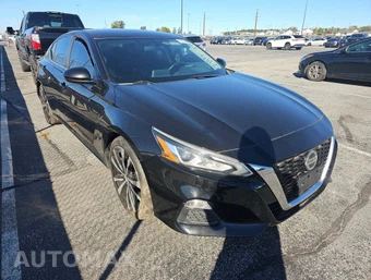 2019 Nissan Altima SR - miniatura 2