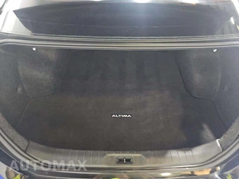 2019 Nissan Altima SR – miniatura 14