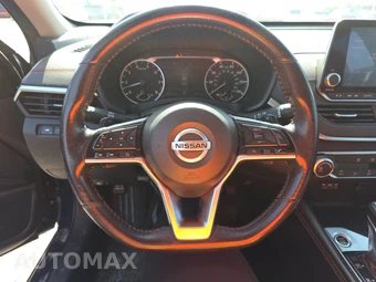 2019 Nissan Altima SR – miniatura 10