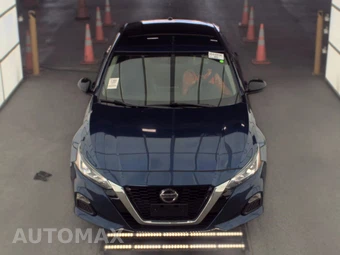 2019 Nissan Altima SR – miniatura 2