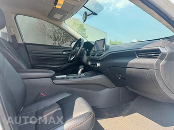 2019 Nissan Altima SR - miniatura 19