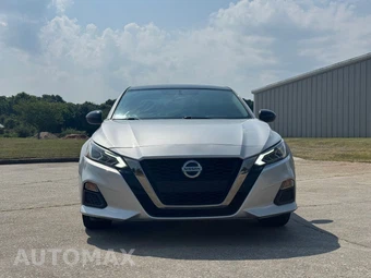 2019 Nissan Altima SR - miniatura 22