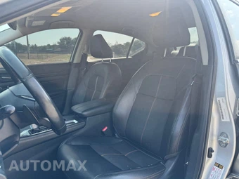 2019 Nissan Altima SR - miniatura 7