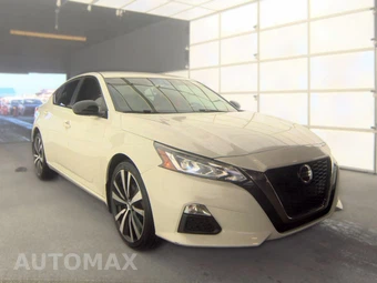 2019 Nissan Altima SR – miniatura 3