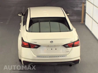 2019 Nissan Altima SR – miniatura 5