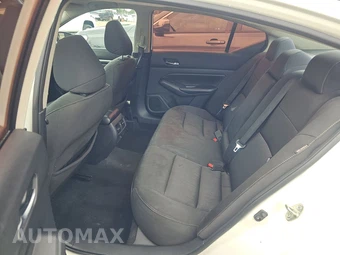2019 Nissan Altima SV – miniatura 13