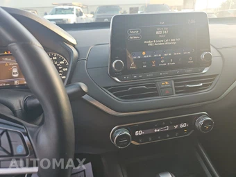 2019 Nissan Altima SV – miniatura 11
