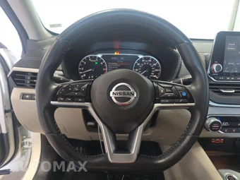 2019 Nissan Altima SV – miniatura 10