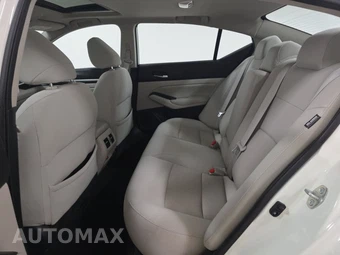 2019 Nissan Altima SV – miniatura 13