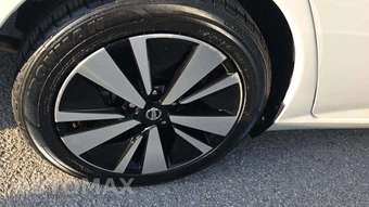 2019 Nissan Altima SV – miniatura 20