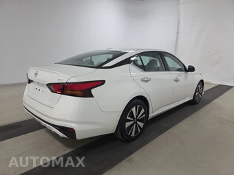 2019 Nissan Altima SV – miniatura 4