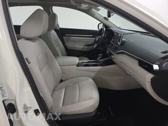 2019 Nissan Altima SV – miniatura 8
