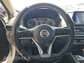 2019 Nissan Altima SV - miniatura 10