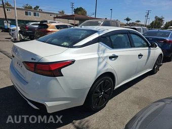 2019 Nissan Altima SV - miniatura 4