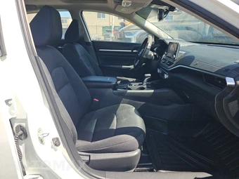 2019 Nissan Altima SV - miniatura 8