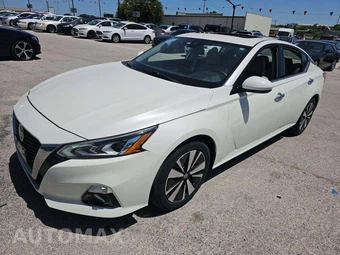 2019 Nissan Altima SV