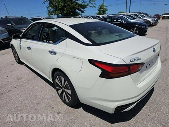 2019 Nissan Altima SV – miniatura 2