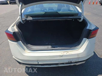 2019 Nissan Altima SV – miniatura 11