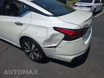 2019 Nissan Altima SV – miniatura 23