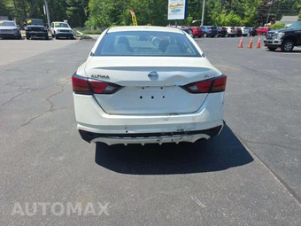 2019 Nissan Altima SV – miniatura 24