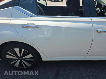 2019 Nissan Altima SV – miniatura 27