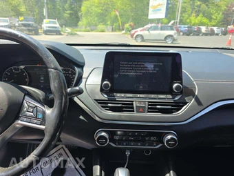2019 Nissan Altima SV – miniatura 7
