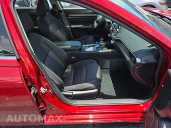2019 Nissan Altima SV - miniatura 8
