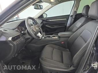 2019 Nissan Altima SV – miniatura 13