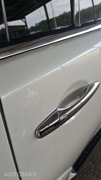 2019 Nissan Armada Platinum – miniatura 26
