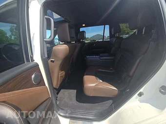 2019 Nissan Armada Platinum – miniatura 10