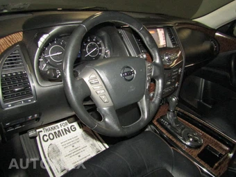 2019 Nissan Armada SL – miniatura 9
