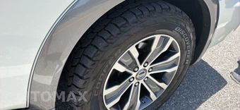 2019 Nissan Armada SL - miniatura 10